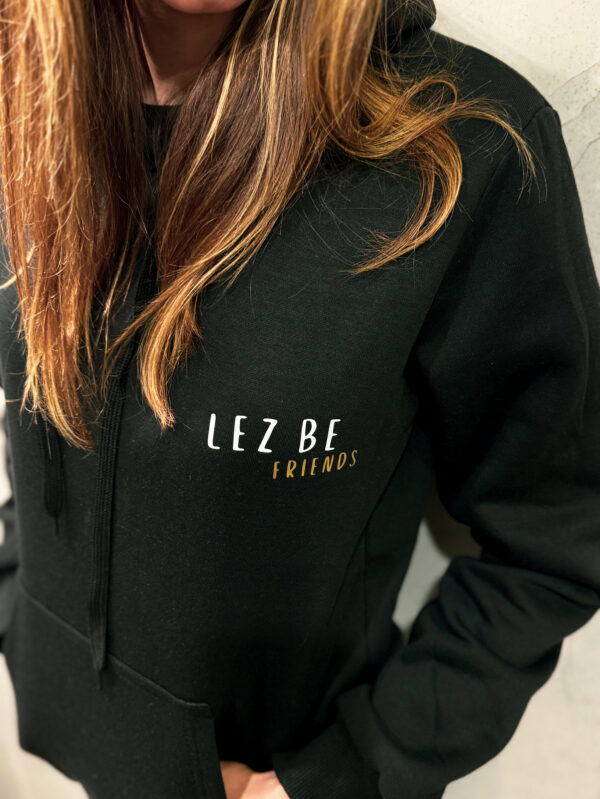Bluza Lez Be Friends BLACK - Image 3